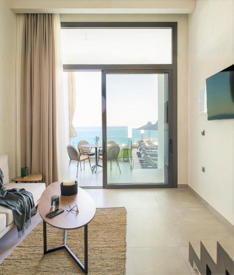 Akrotiri Olympus Luxury Suites - Adults Only Плака Литохору Екстериор снимка
