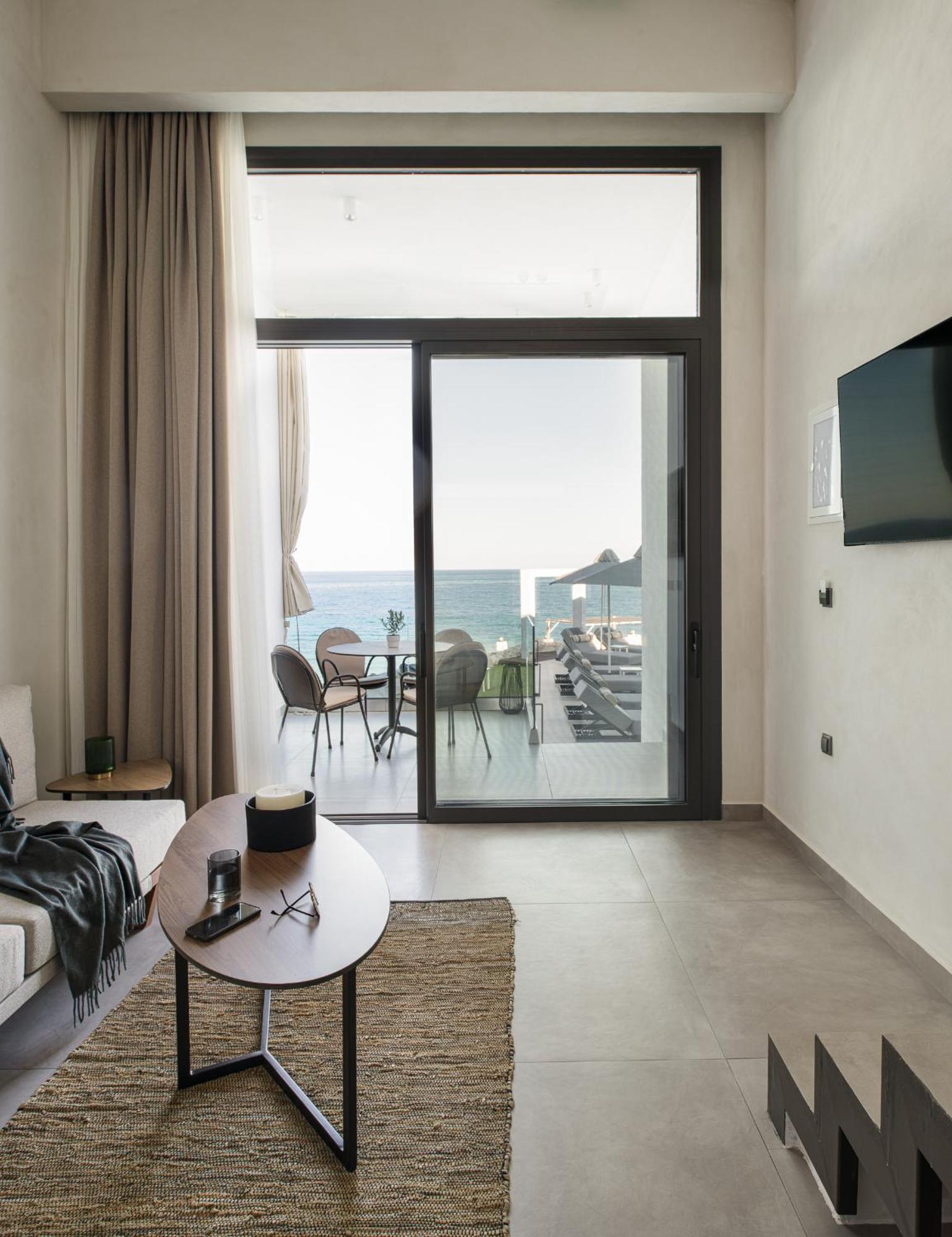 Akrotiri Olympus Luxury Suites - Adults Only Плака Литохору Екстериор снимка