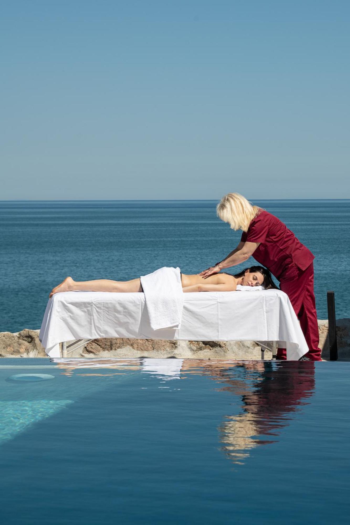 Akrotiri Olympus Luxury Suites - Adults Only Плака Литохору Екстериор снимка